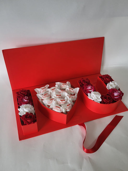 Large I Love You box with Raffaello and artificial roses